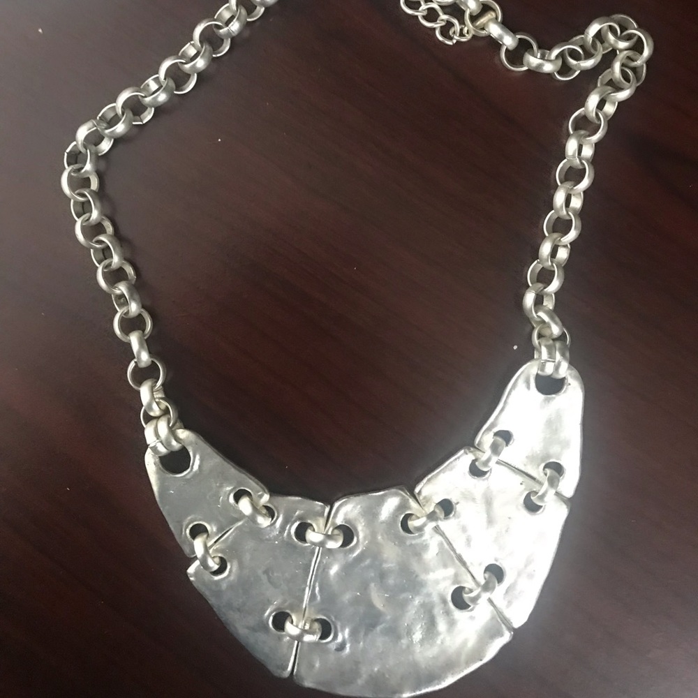 Necklaces - Picture 3 of 4